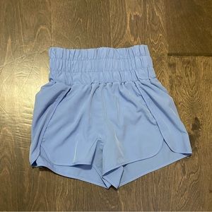 New In active stretch short blue women’s small